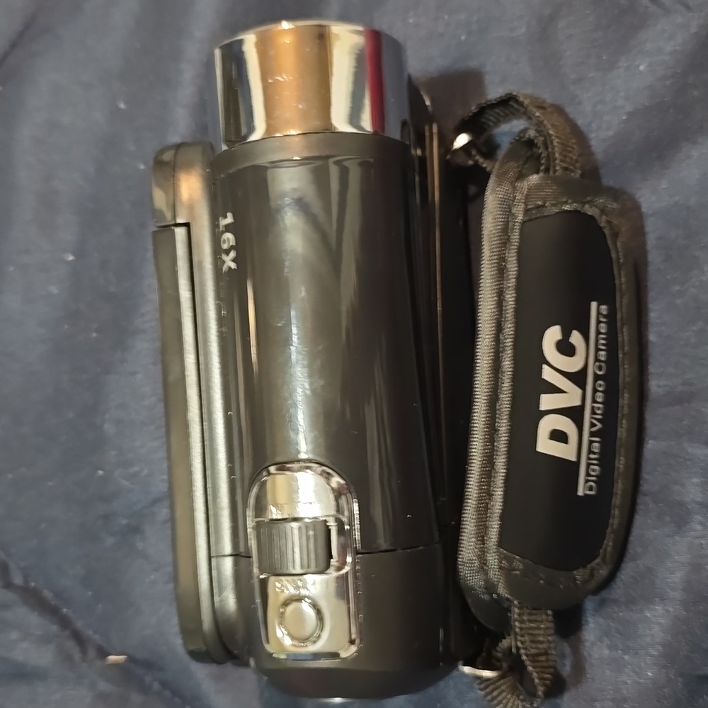FVC Video Camera - Picture 3 of 3